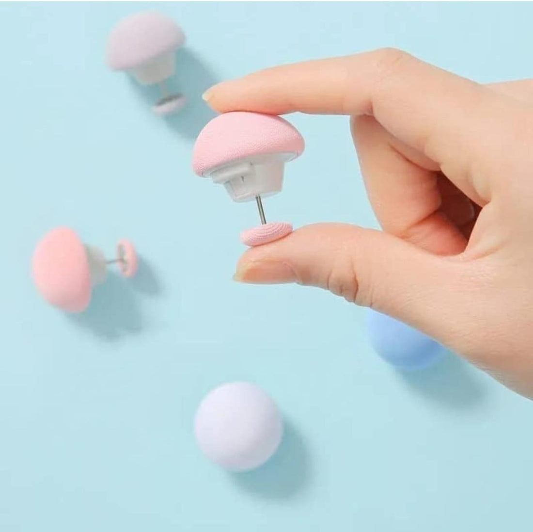 Bedsheet clips (Set of 24 clips)